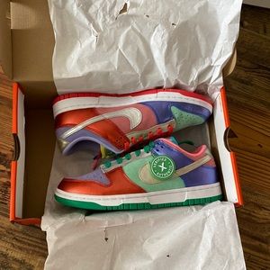 COPY - Wmns Dunk Low “Sunset Pulse”